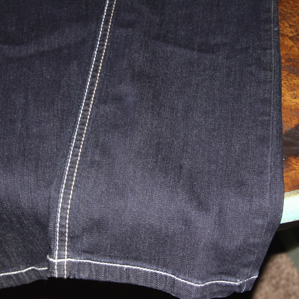 Jeans - Picture 3 of 4